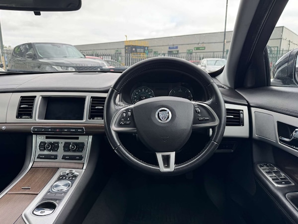 Used Jaguar XF 2013 for sale - 76296850: Photo 23