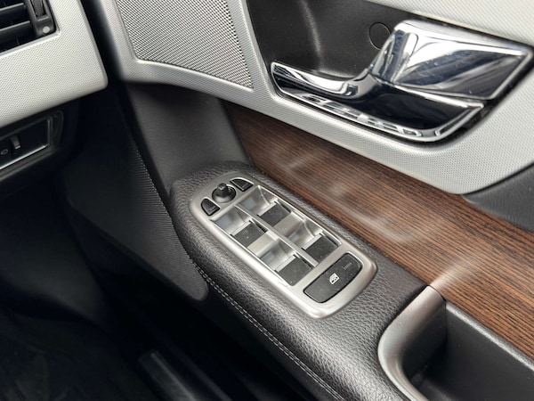 Used Jaguar XF 2013 for sale - 76296850: Photo 31