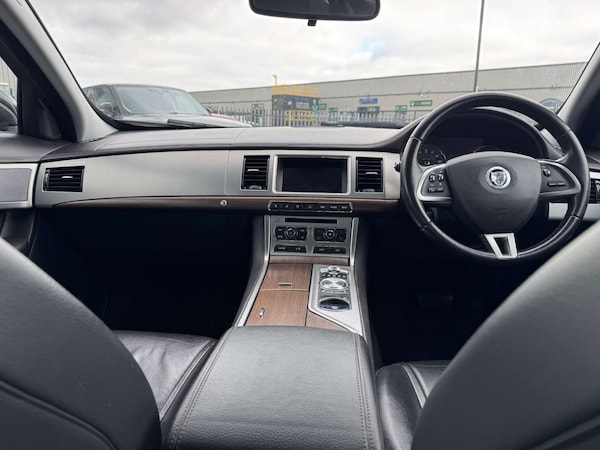 Used Jaguar XF 2013 for sale - 76296850: Photo 32