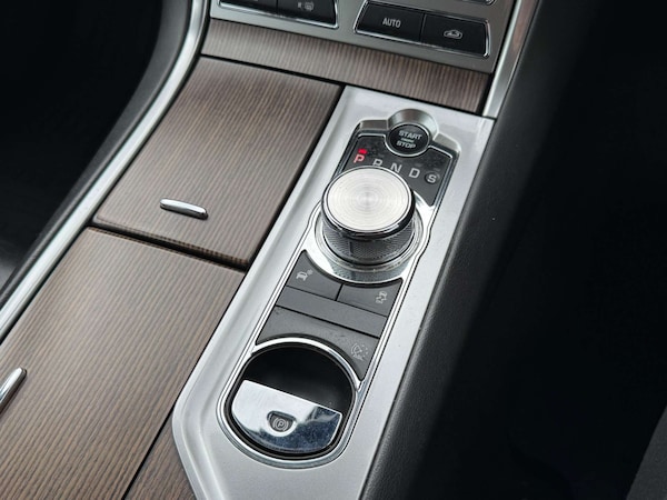 Used Jaguar XF 2013 for sale - 76296850: Photo 33