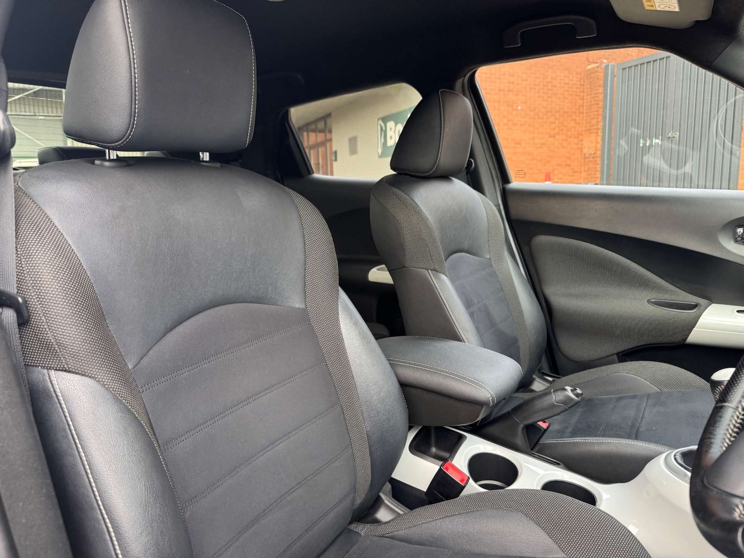 Used Nissan Juke 2016 for sale - 76350459: Photo 17