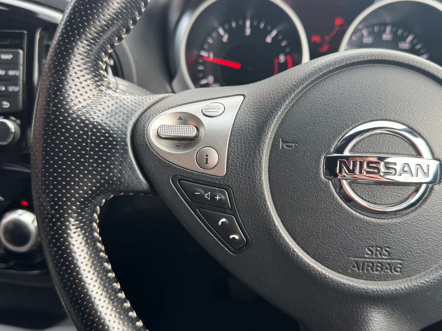 Used Nissan Juke 2016 for sale - 76350459: Photo 31