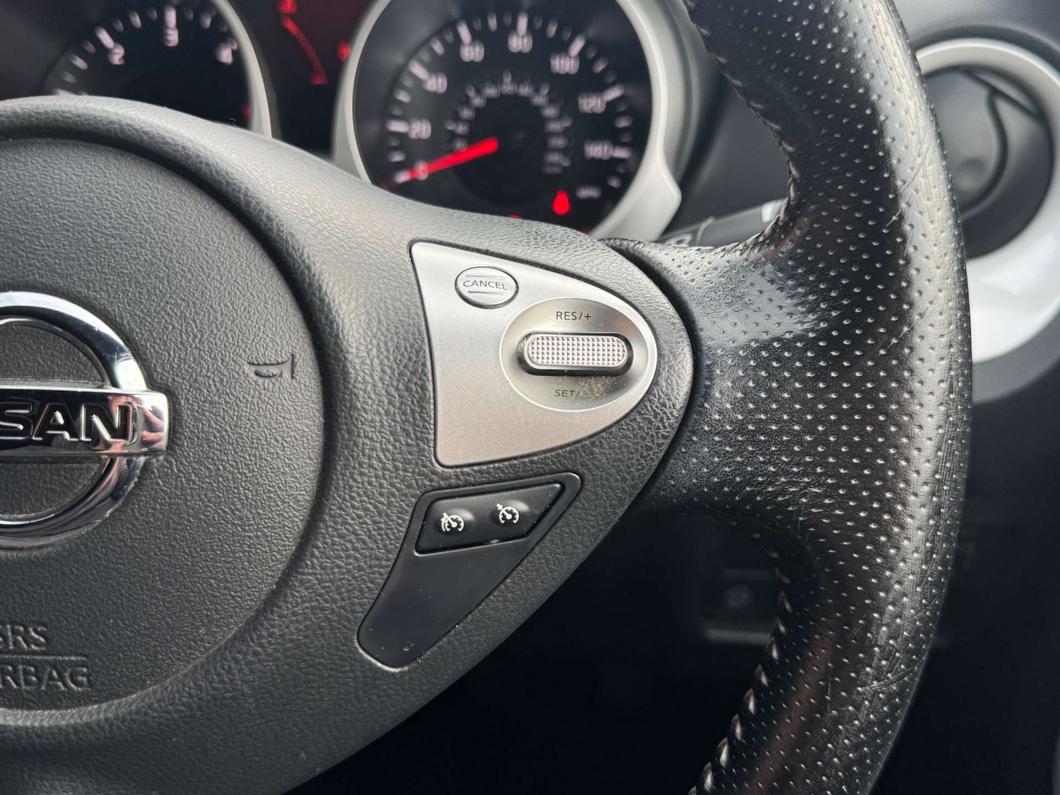 Used Nissan Juke 2016 for sale - 76350459: Photo 32