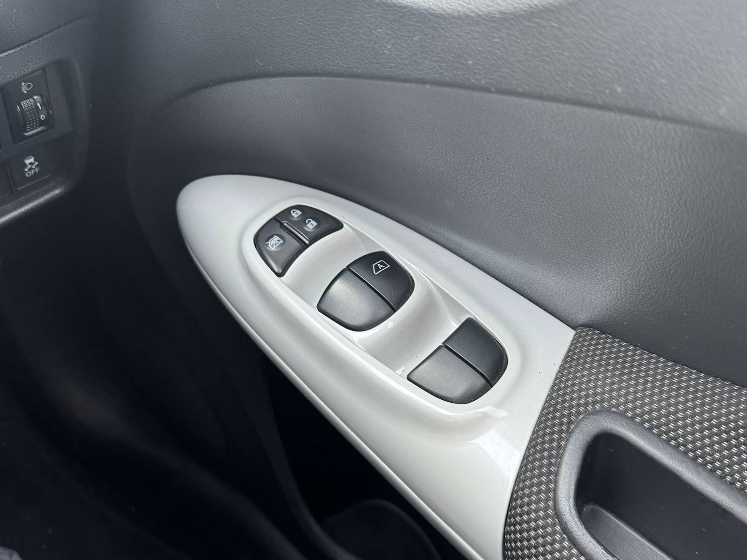 Used Nissan Juke 2016 for sale - 76350459: Photo 37