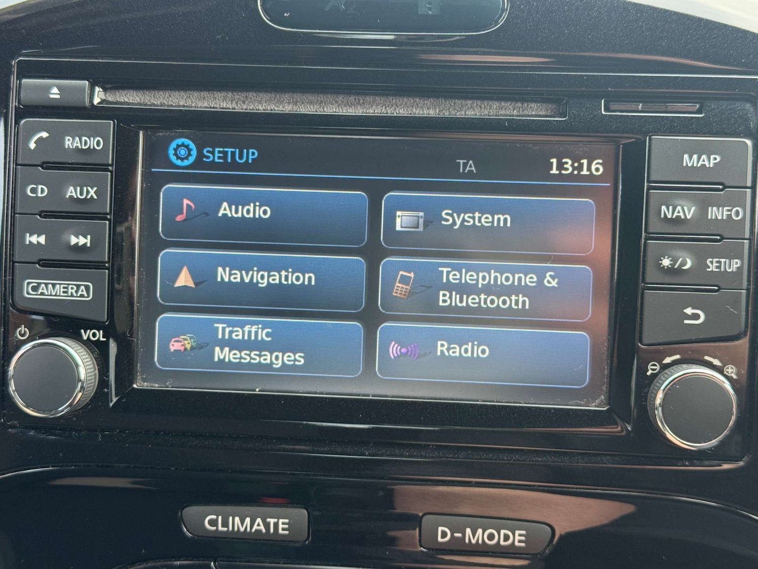 Used Nissan Juke 2016 for sale - 76350459: Photo 49