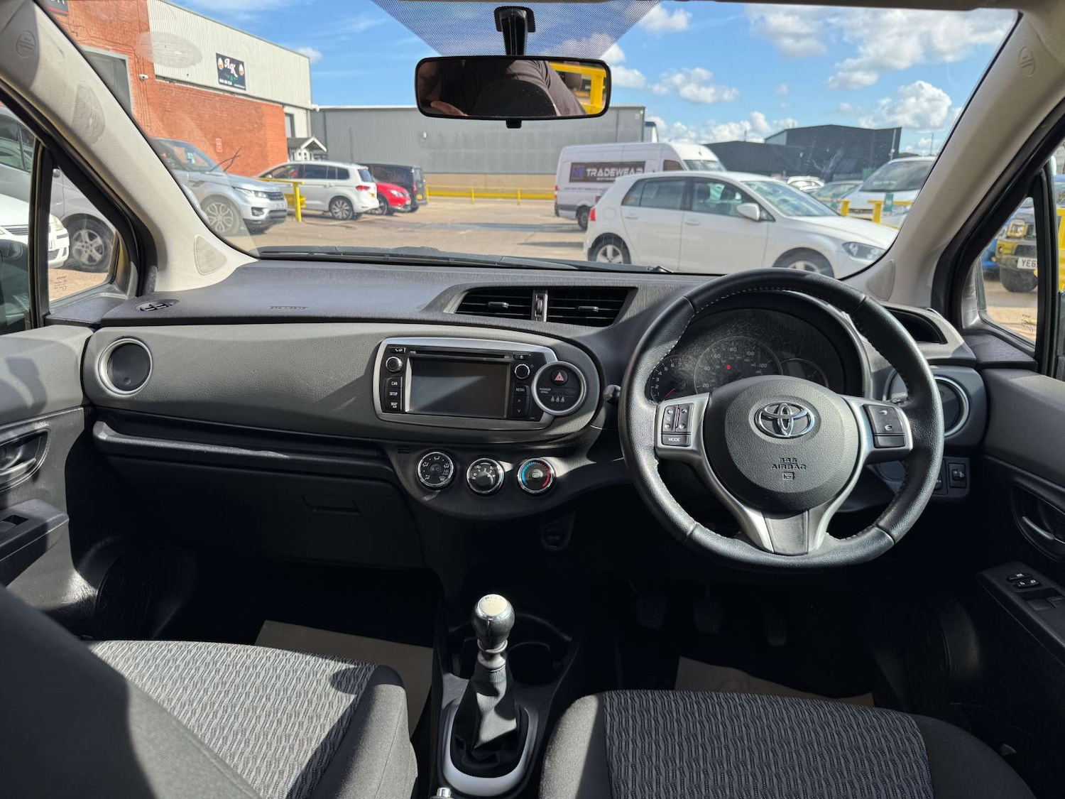 Used Toyota Yaris 2013 for sale - 76101693: Photo 28