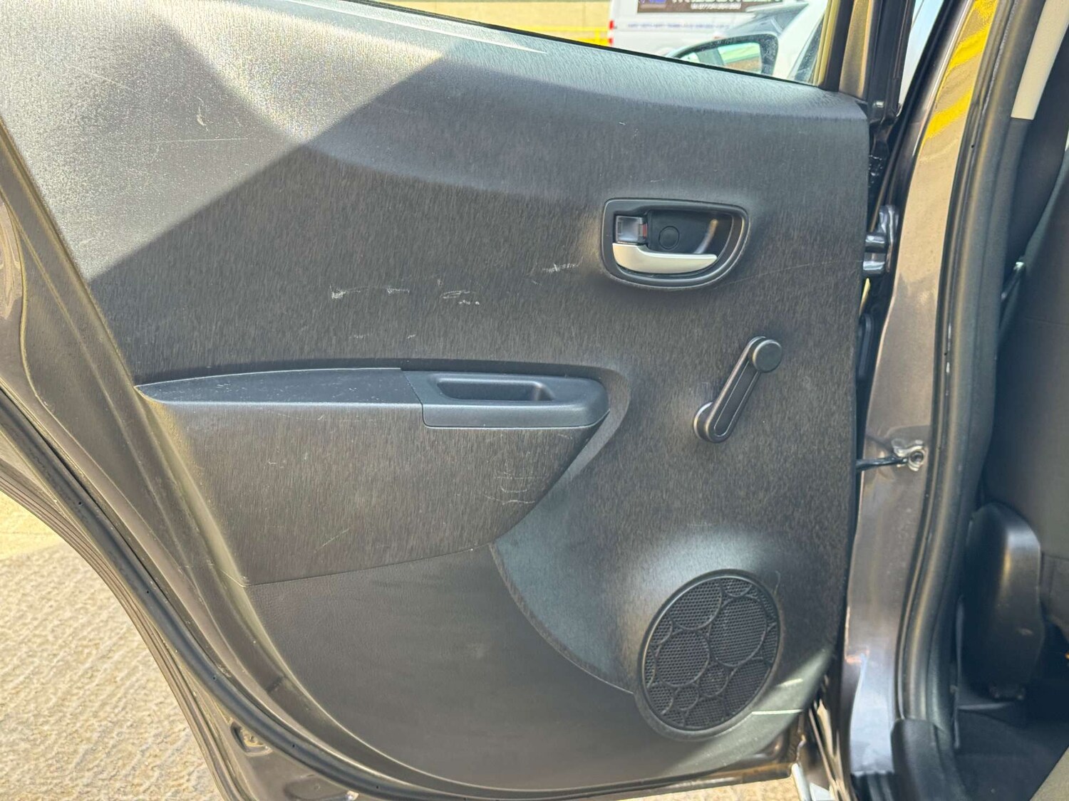 Used Toyota Yaris 2013 for sale - 76101693: Photo 45