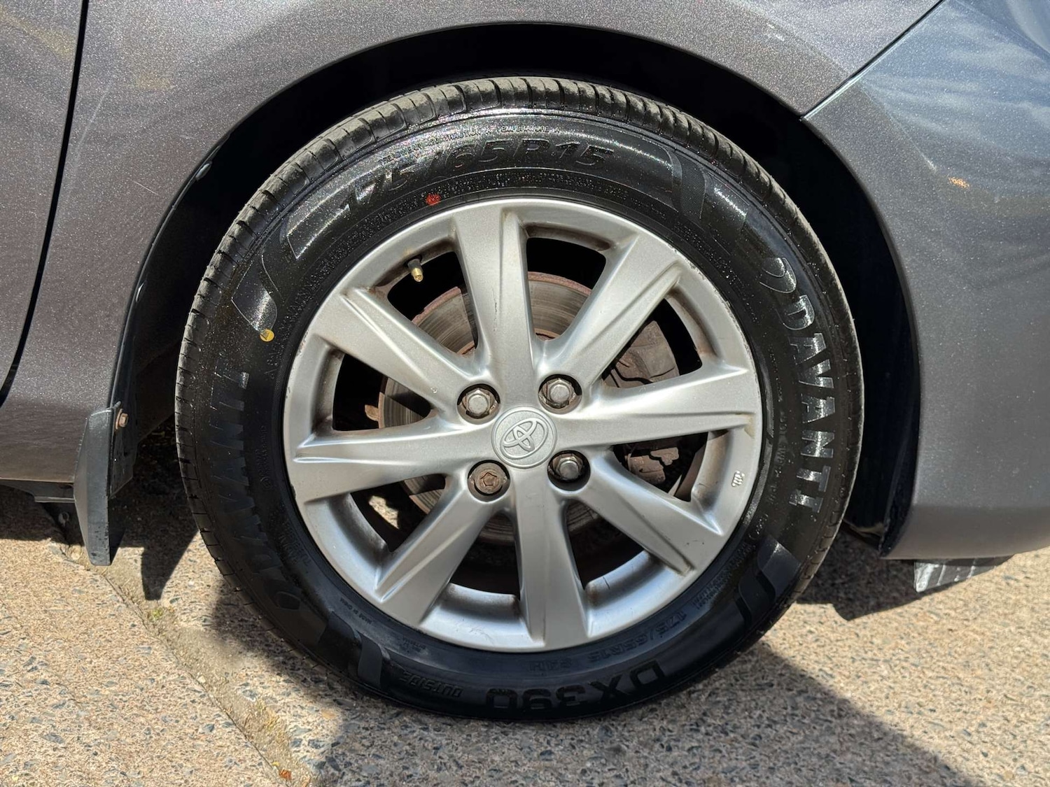 Used Toyota Yaris 2013 for sale - 76101693: Photo 52