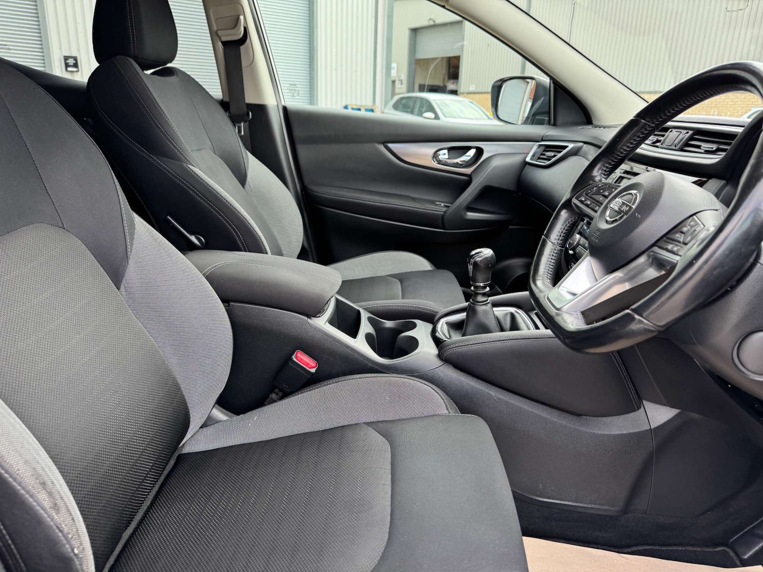 Used Nissan Qashqai 2017 for sale - 76101611: Photo 14