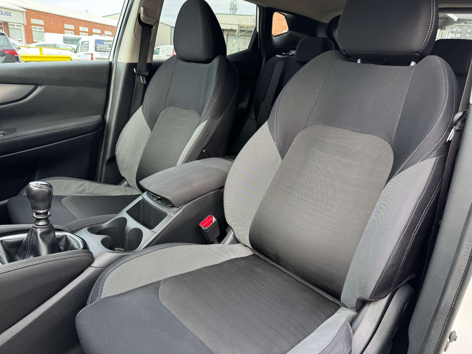 Used Nissan Qashqai 2017 for sale - 76101611: Photo 19