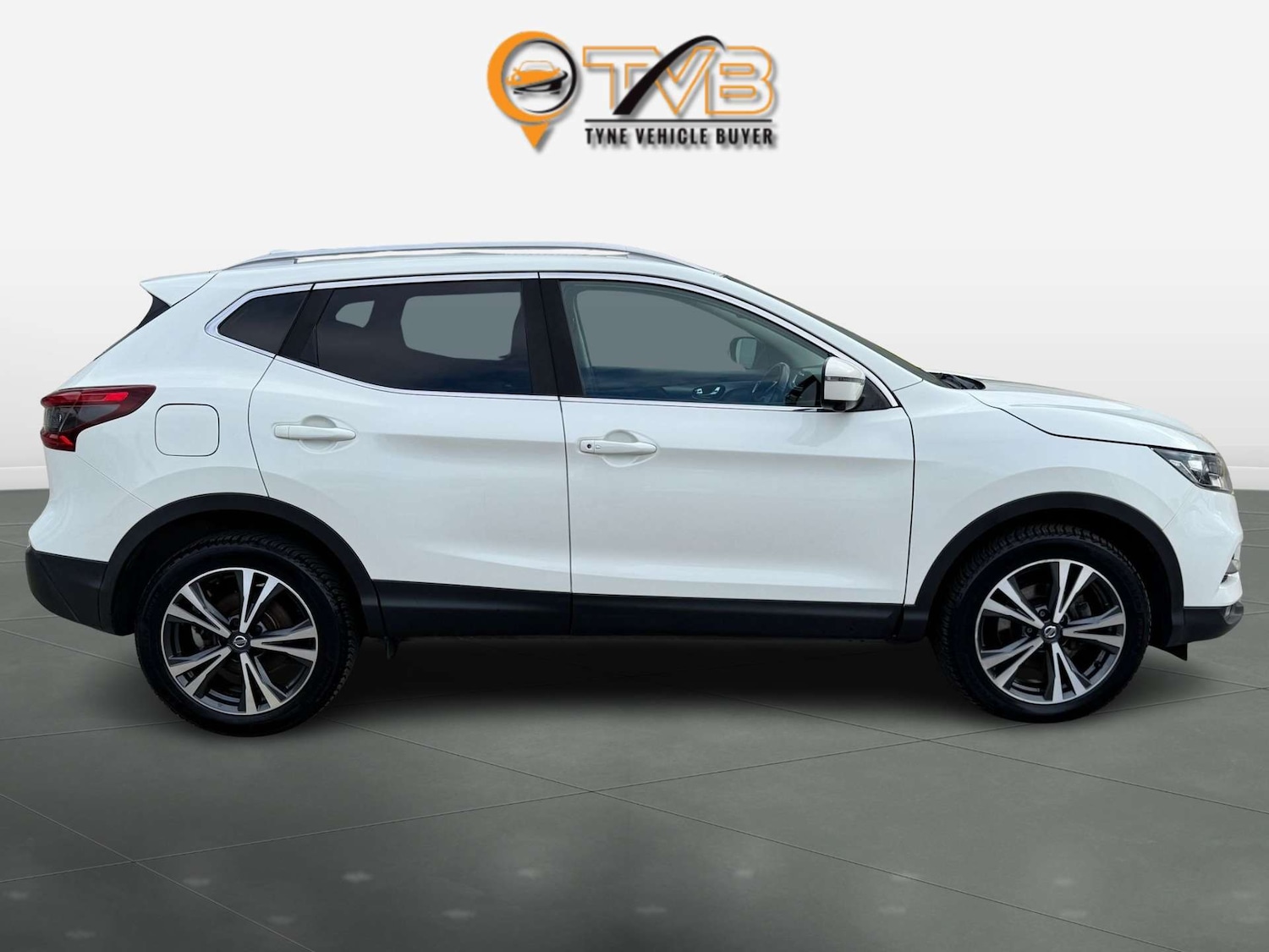 Used Nissan Qashqai 2017 for sale - 76101611: Photo 2