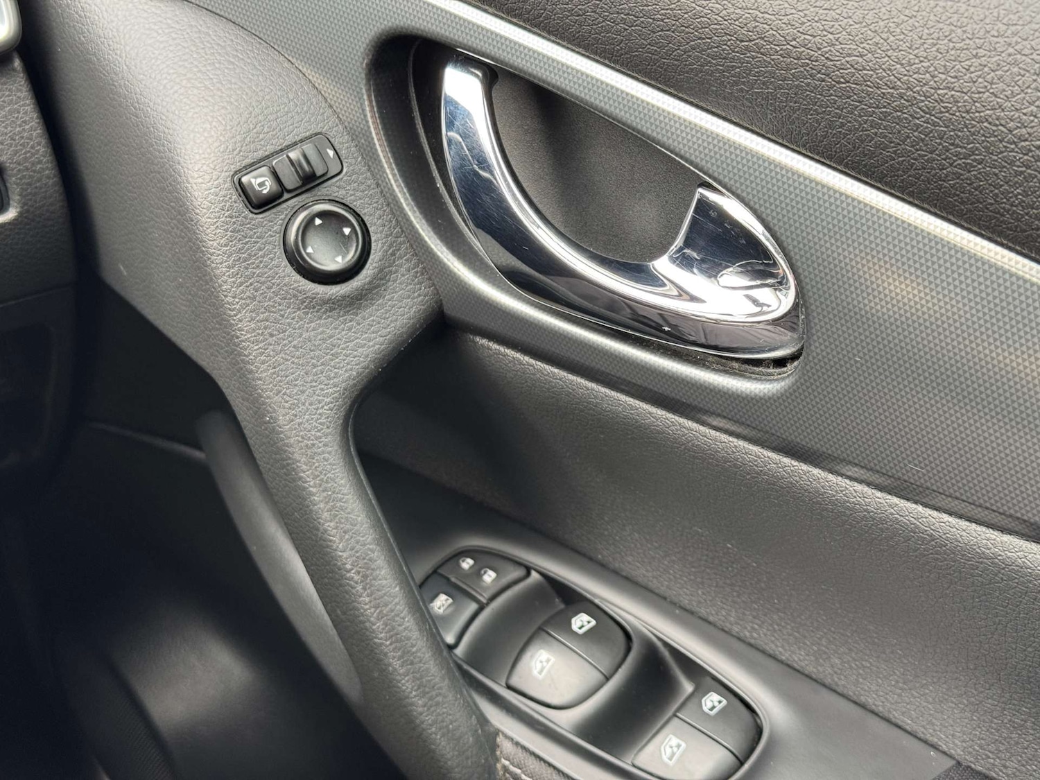 Used Nissan Qashqai 2017 for sale - 76101611: Photo 36