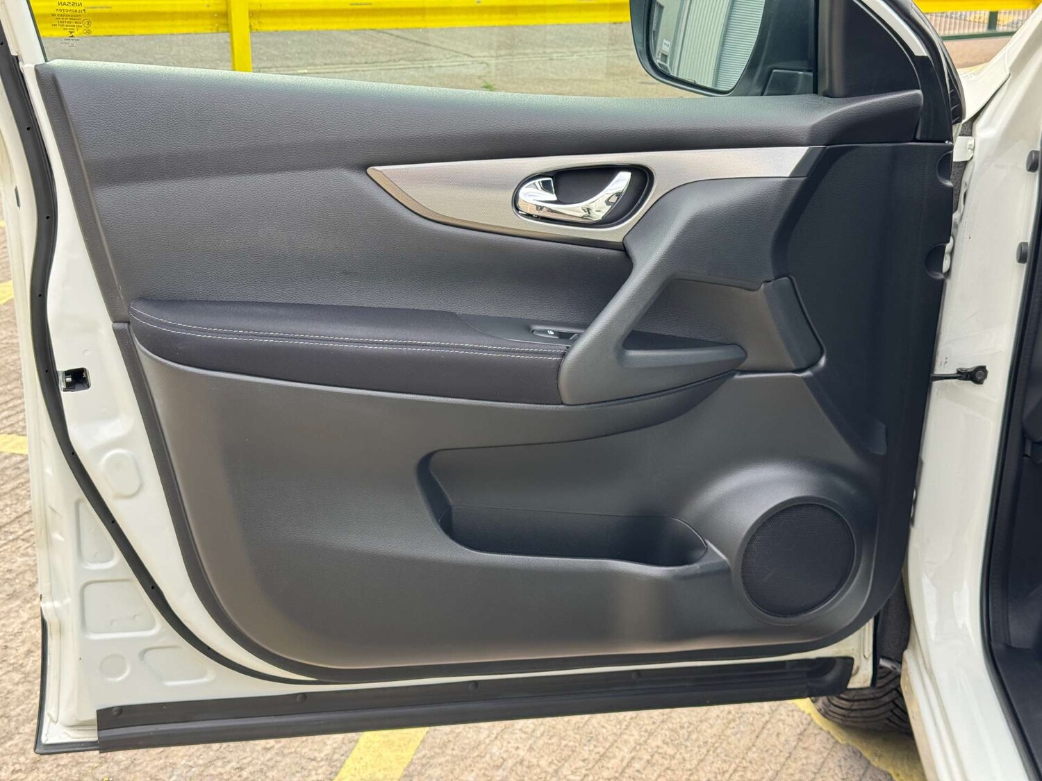 Used Nissan Qashqai 2017 for sale - 76101611: Photo 54