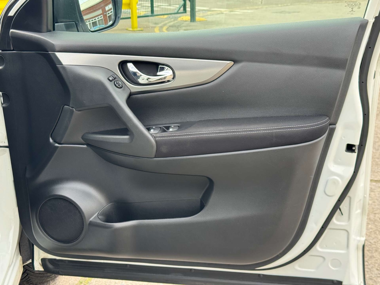 Used Nissan Qashqai 2017 for sale - 76101611: Photo 55