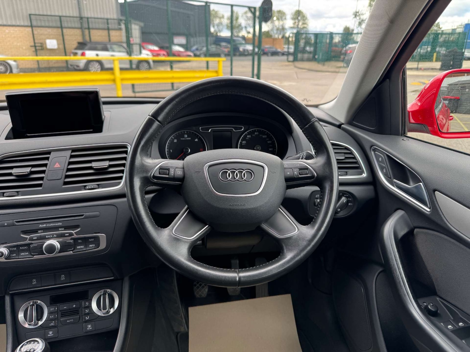 Used Audi Q3 2014 for sale - 76101671: Photo 25