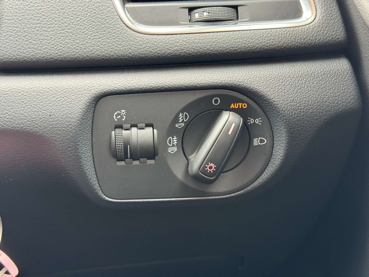 Used Audi Q3 2014 for sale - 76101671: Photo 31