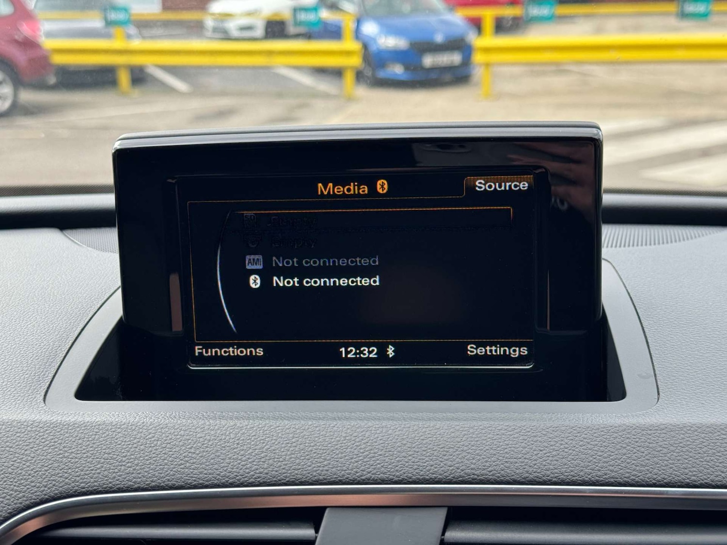 Used Audi Q3 2014 for sale - 76101671: Photo 43
