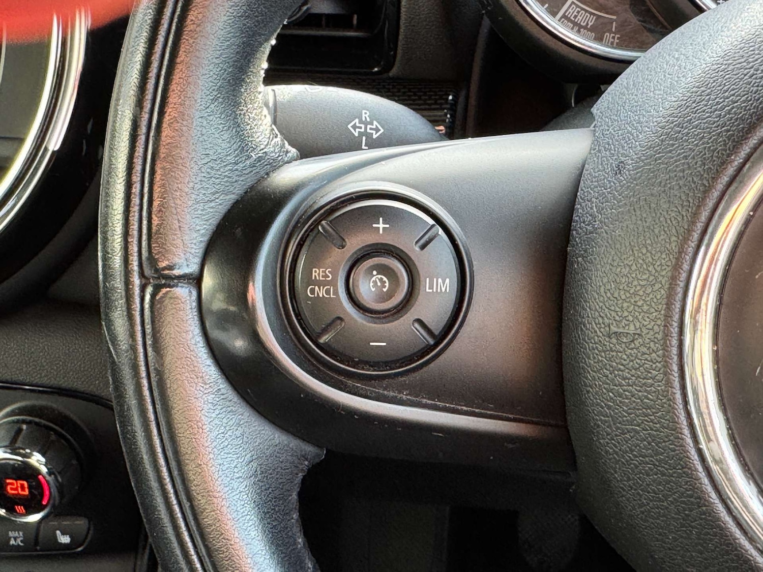 Used MINI Clubman 2016 for sale - 76101651: Photo 31