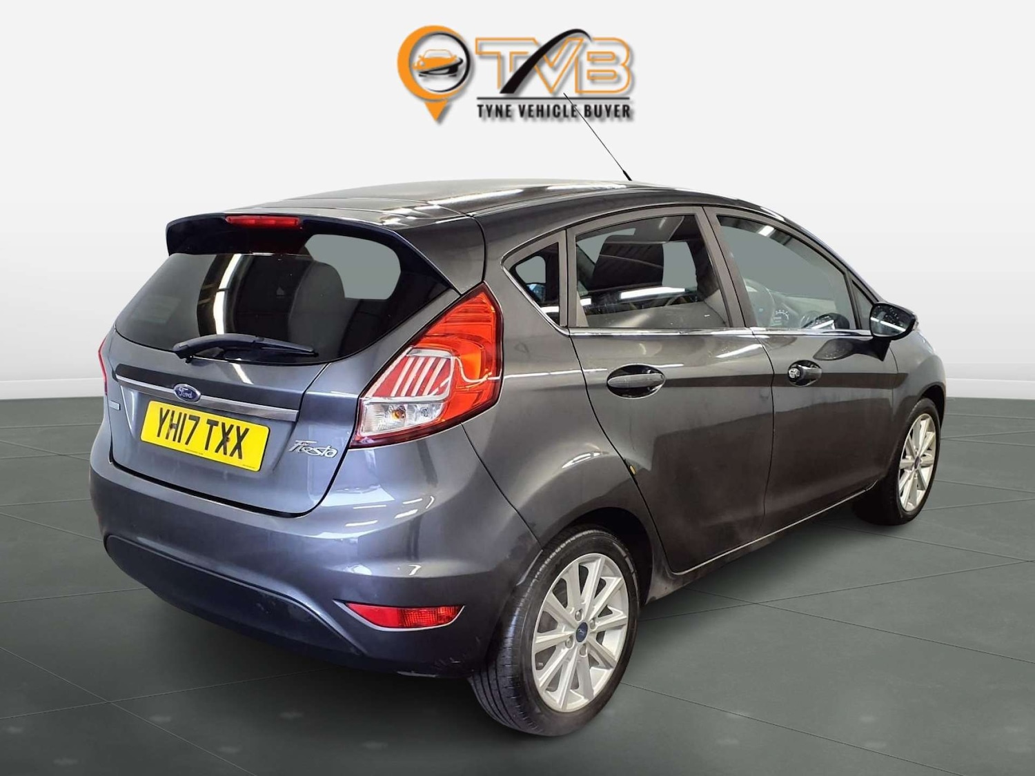 Used Ford Fiesta 2017 for sale - 77268888: Photo 2