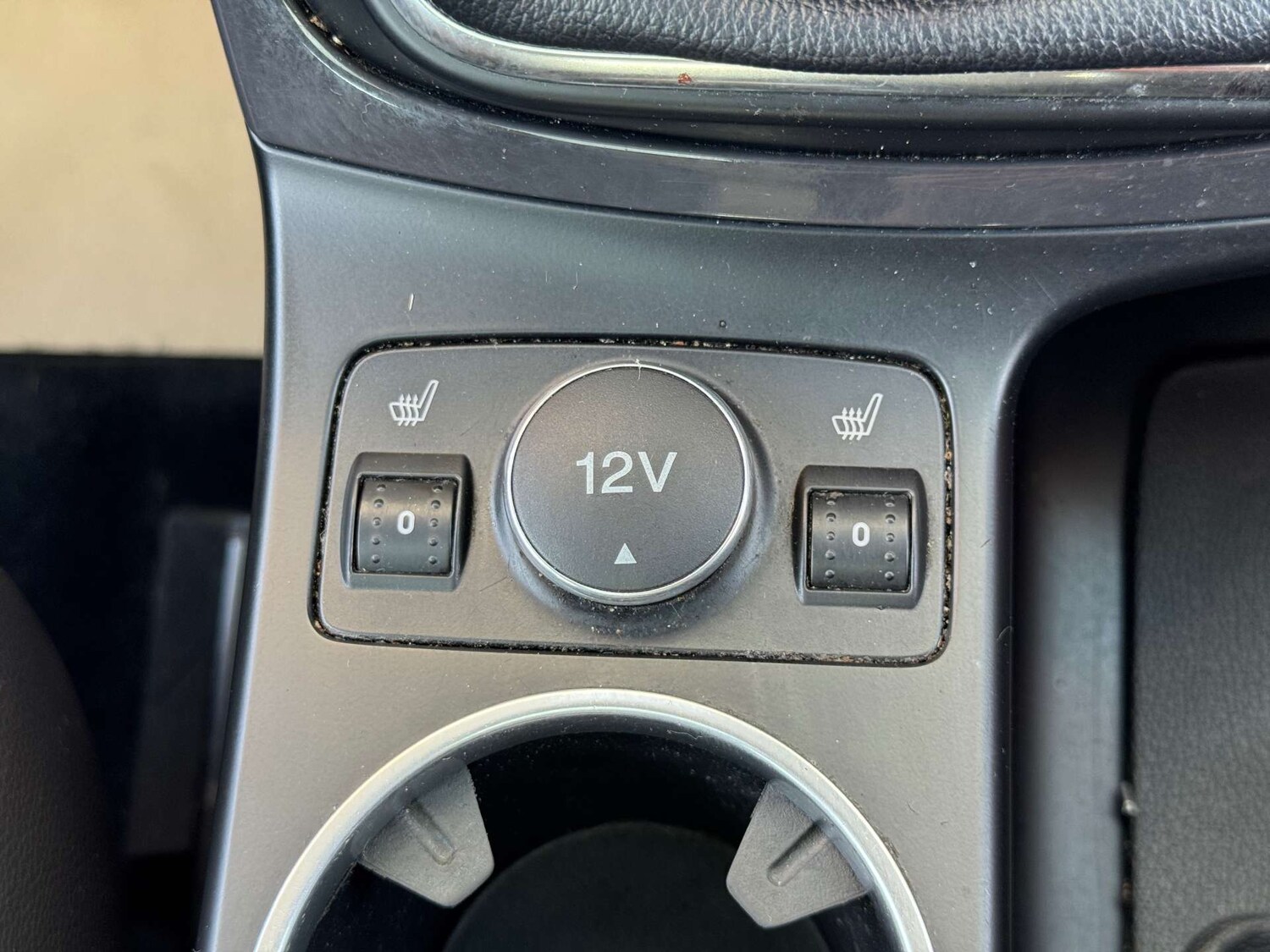 Used Ford Kuga 2014 for sale - 76101701: Photo 41