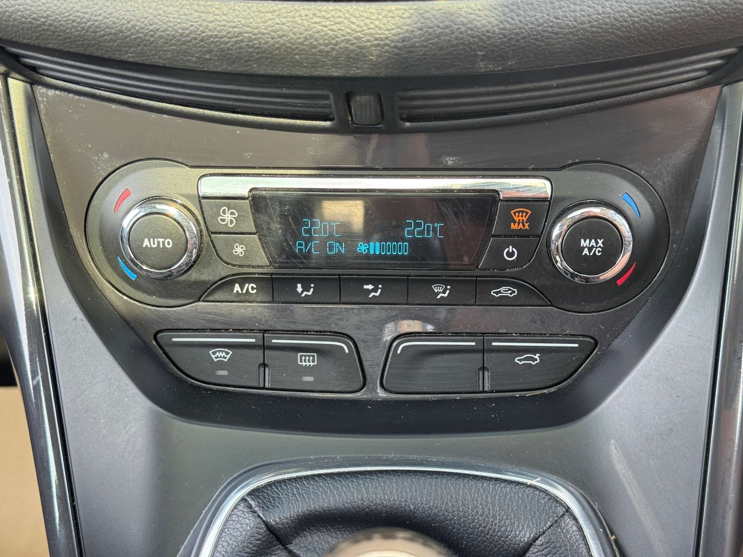 Used Ford Kuga 2014 for sale - 76101701: Photo 43