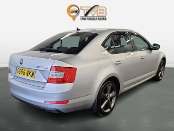 Used Skoda Octavia 2016 for sale - 76190449: Photo 2
