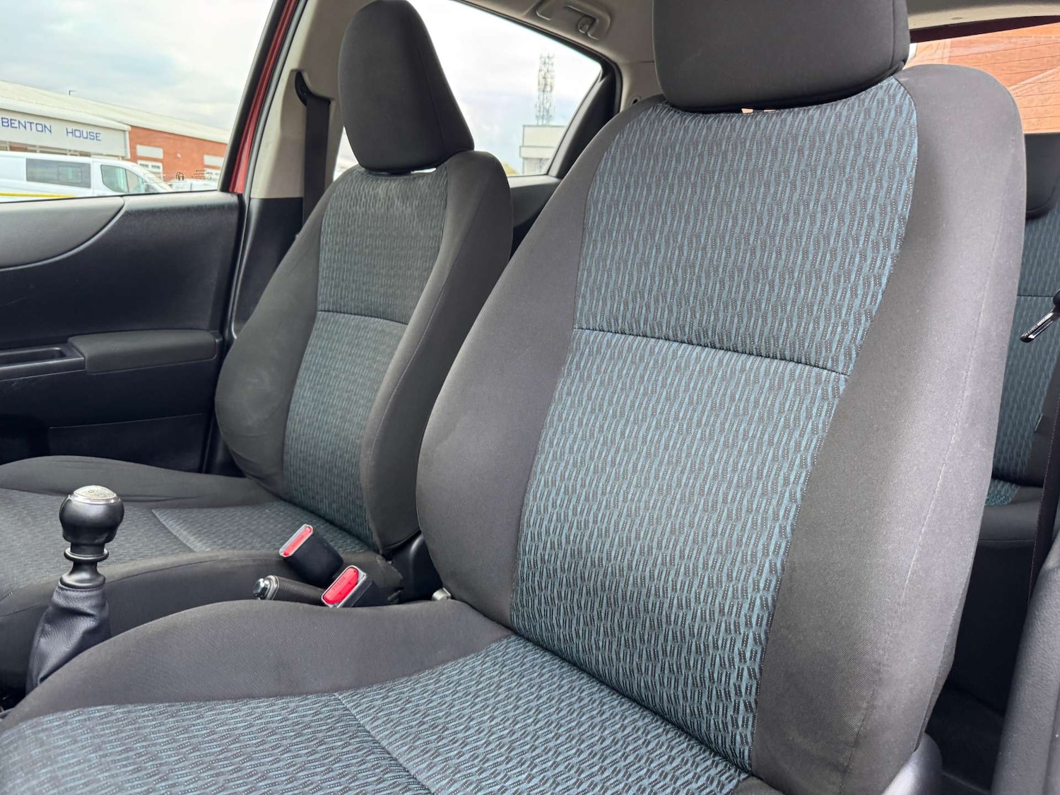 Used Toyota Yaris 2013 for sale - 76190451: Photo 20