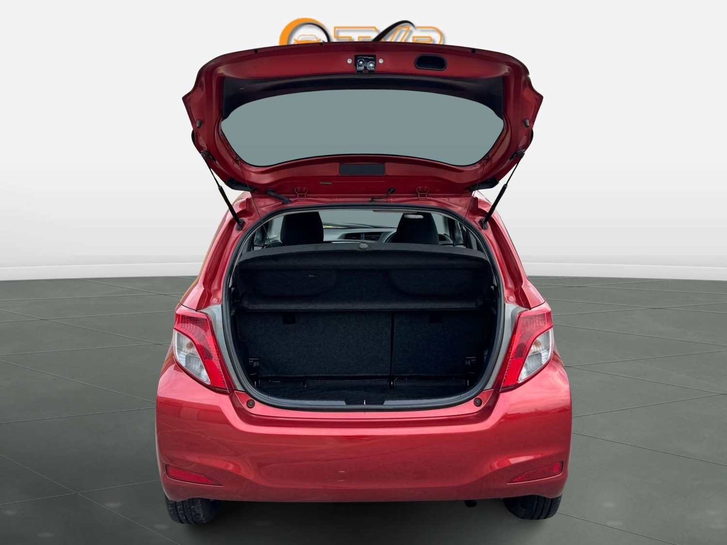 Used Toyota Yaris 2013 for sale - 76190451: Photo 27