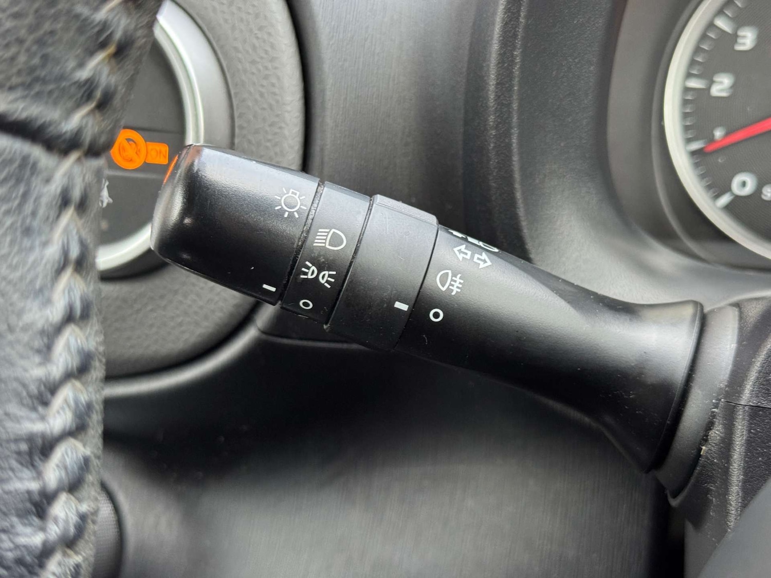 Used Toyota Yaris 2013 for sale - 76190451: Photo 33