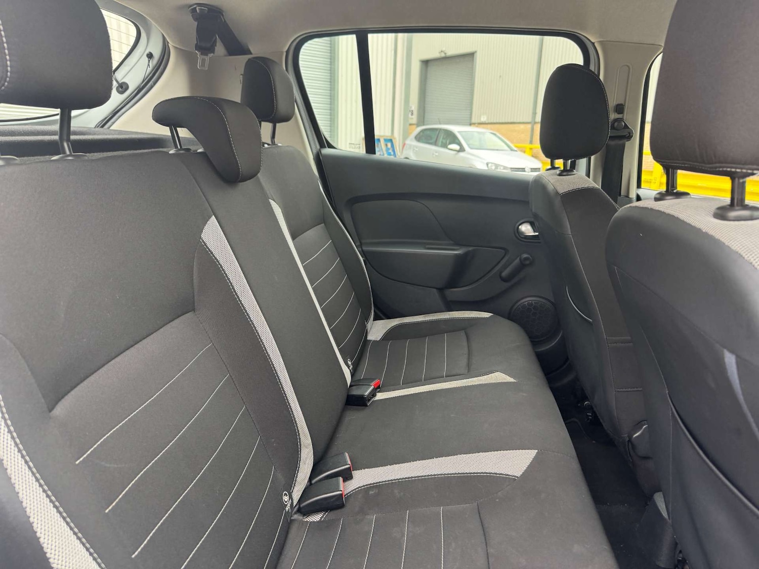 Used Dacia Sandero Stepway 2017 for sale - 76973921: Photo 22