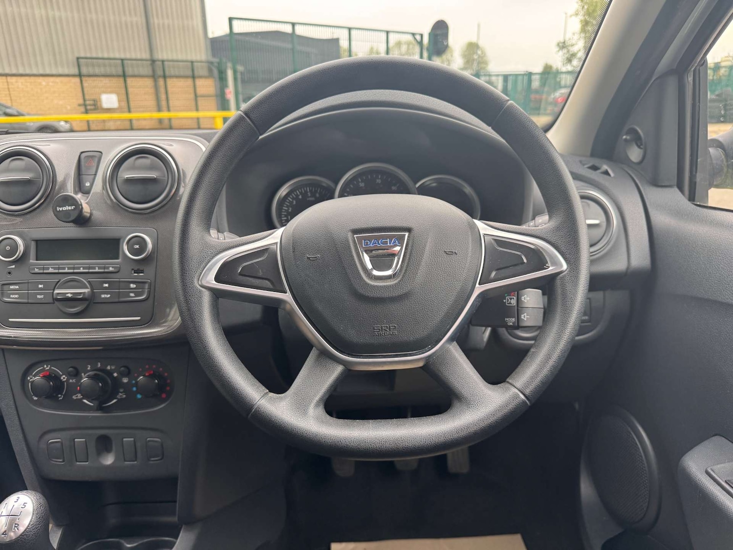 Used Dacia Sandero Stepway 2017 for sale - 76973921: Photo 30
