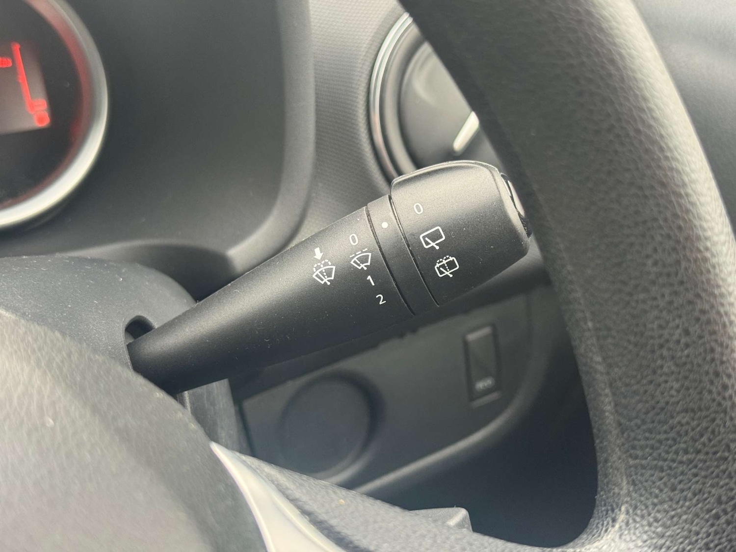 Used Dacia Sandero Stepway 2017 for sale - 76973921: Photo 32