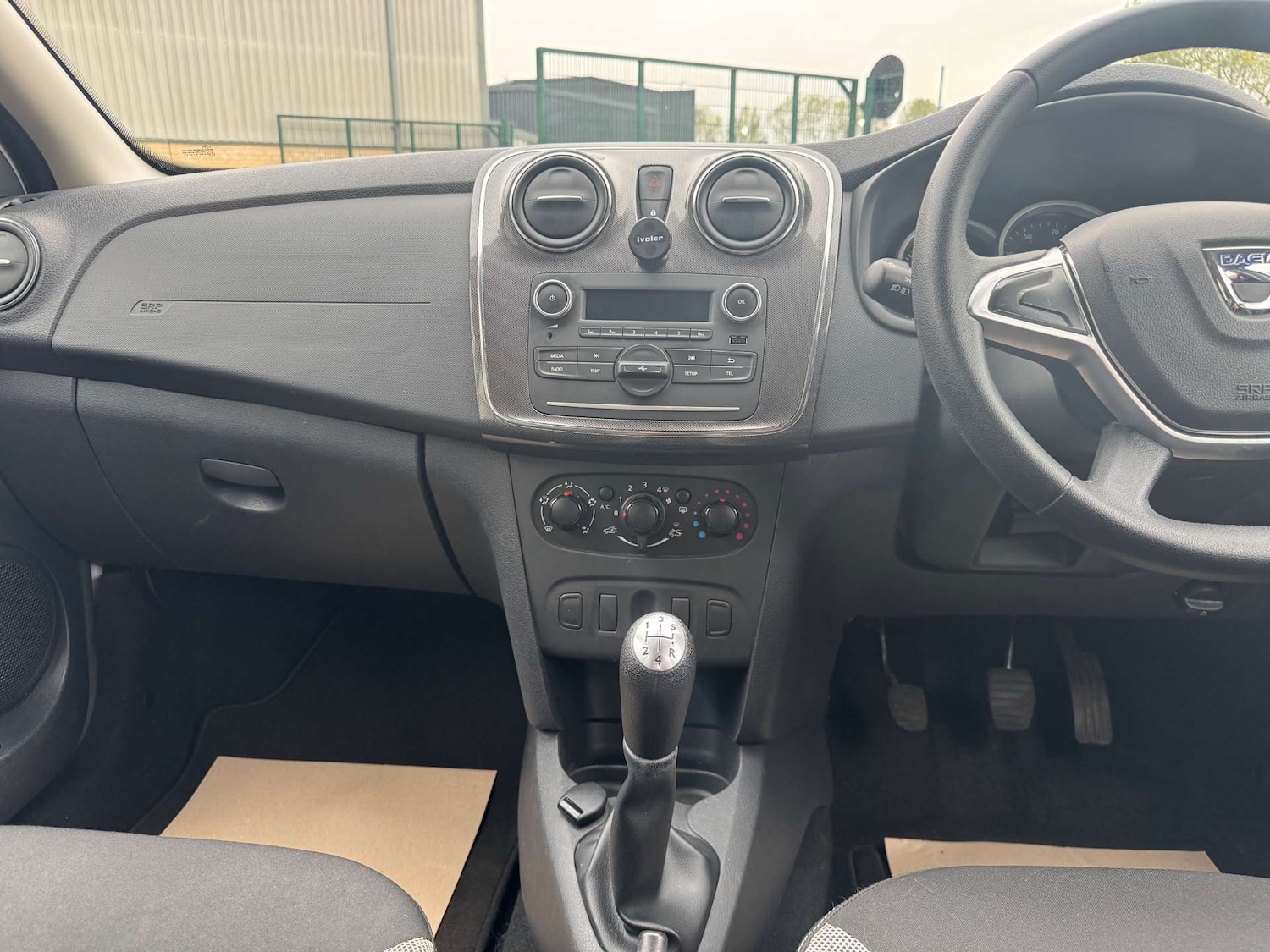 Used Dacia Sandero Stepway 2017 for sale - 76973921: Photo 37