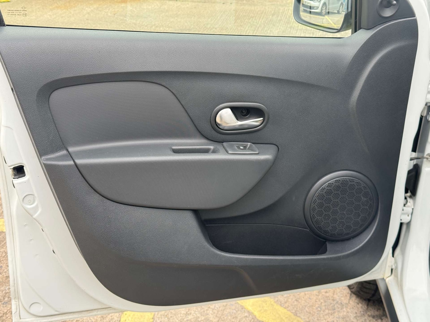 Used Dacia Sandero Stepway 2017 for sale - 76973921: Photo 42