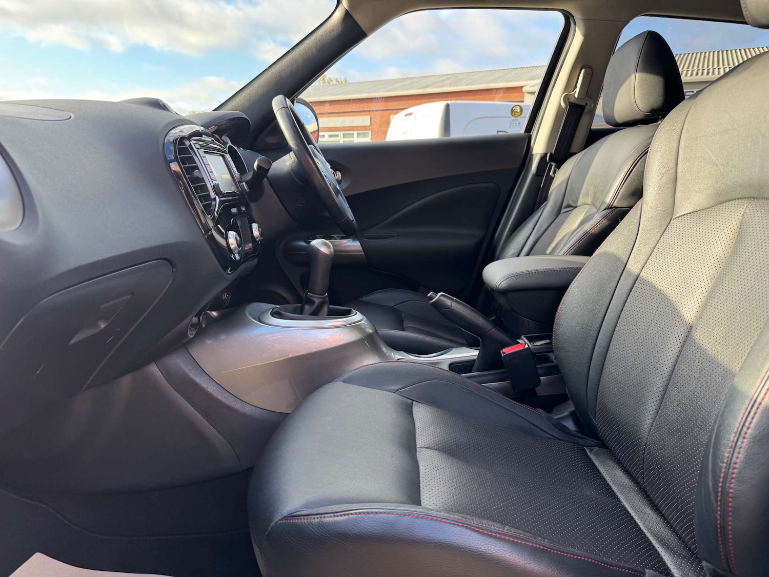 Used Nissan Juke 2014 for sale - 76101609: Photo 19