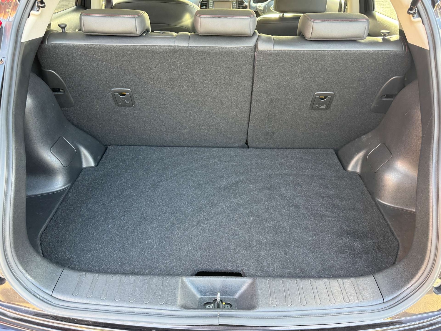 Used Nissan Juke 2014 for sale - 76101609: Photo 28