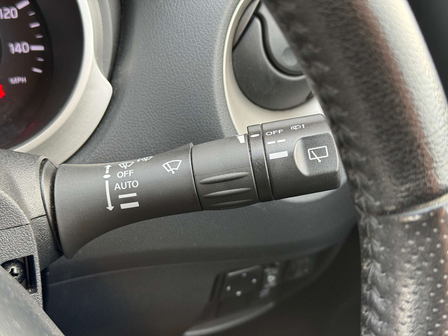 Used Nissan Juke 2014 for sale - 76101609: Photo 34