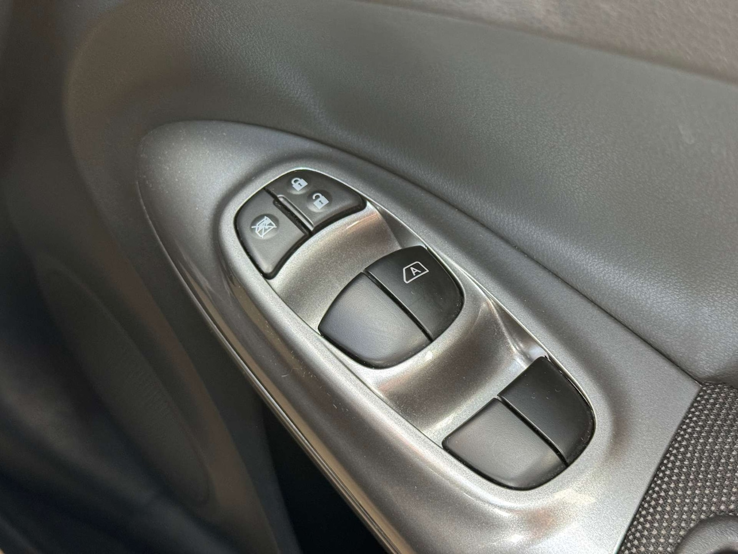 Used Nissan Juke 2014 for sale - 76101609: Photo 37