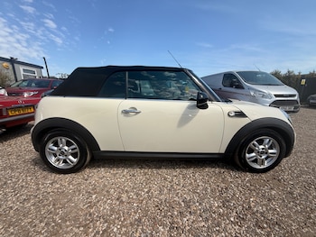 Used MINI Convertible 2014 for sale - 79329876: Photo