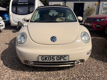 Used Volkswagen Beetle 2005 for sale - 79559107: Photo