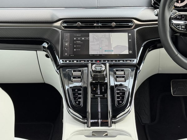 Used Aston Martin Vantage 2025 for sale - 75540175: Photo 26