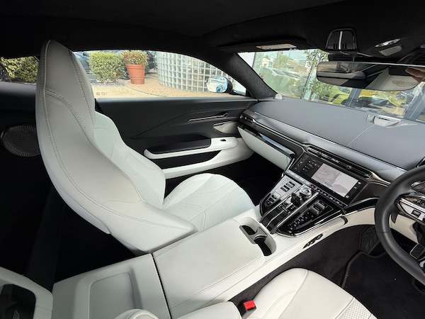 Used Aston Martin Vantage 2025 for sale - 75540175: Photo 28