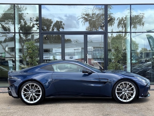 Used Aston Martin Vantage 2025 for sale - 75540175: Photo 2