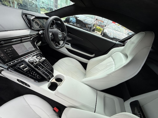 Used Aston Martin Vantage 2025 for sale - 75540175: Photo 34
