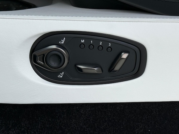 Used Aston Martin Vantage 2025 for sale - 75540175: Photo 38