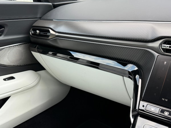 Used Aston Martin Vantage 2025 for sale - 75540175: Photo 44