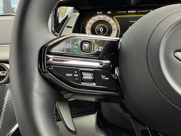 Used Aston Martin Vantage 2025 for sale - 75540175: Photo 45
