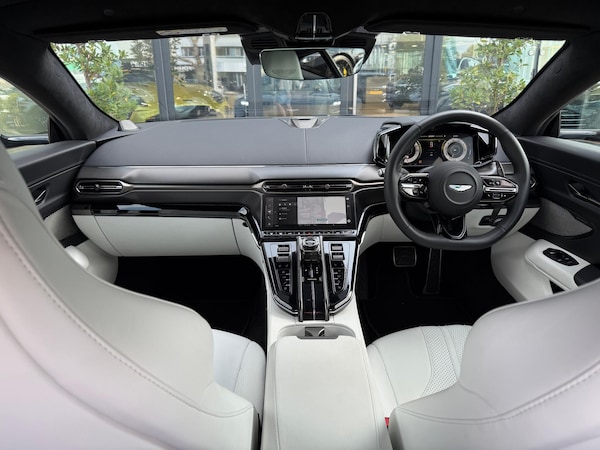 Used Aston Martin Vantage 2025 for sale - 75540175: Photo 56