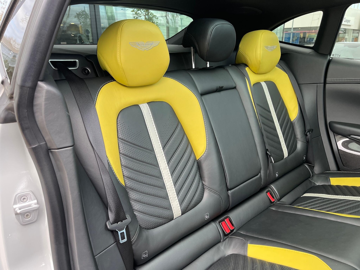 Used Aston Martin DBX 2023 for sale - 76457019: Photo 25