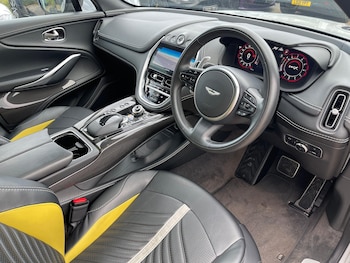 Used Aston Martin DBX 2023 for sale - 76457019: Photo